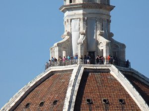 From one busy place to another.  That's a view of the cupola of the Duomo, seen from the Uffizi.