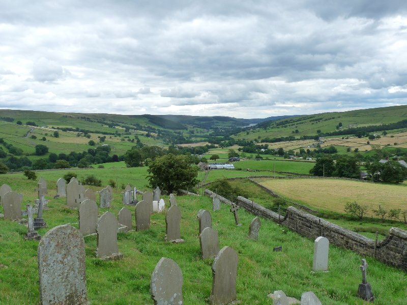 Middlesmoor churchyard.