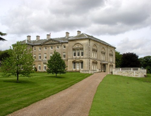 Sledmere House (Wikimedia Commons)