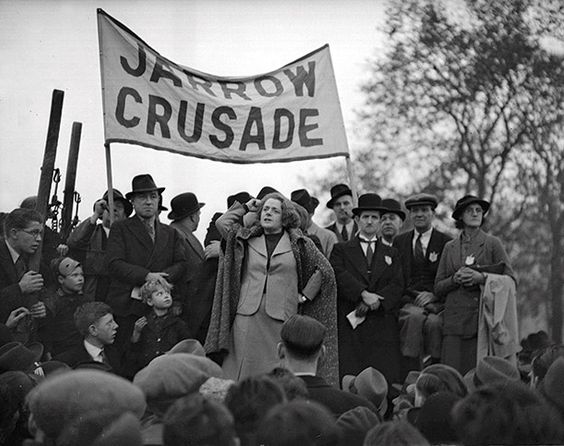 Ellen Wilkinson addresses the Jarrow Marchers (History Today)