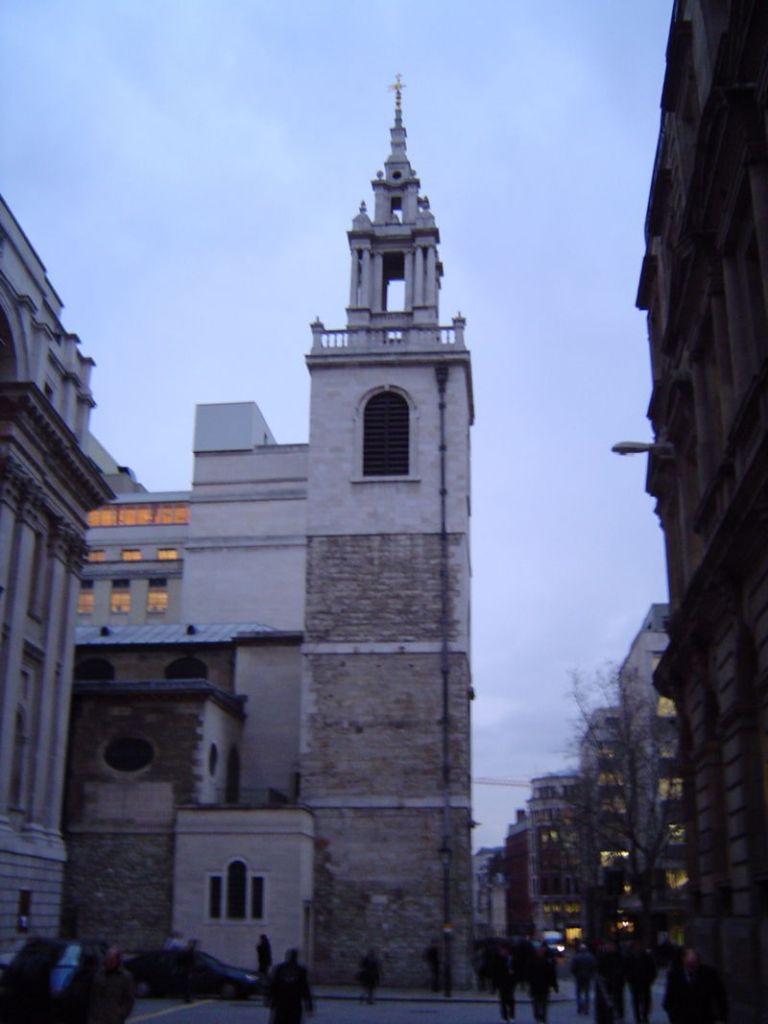 St. Stephen's Walbrook. These days it's huddled in between buildings ancient and modern, and hard to spot. (Wikimedia Commons)