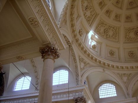 The dome and windows of St. Stephen's Walbrook (Wikimedia Commons)