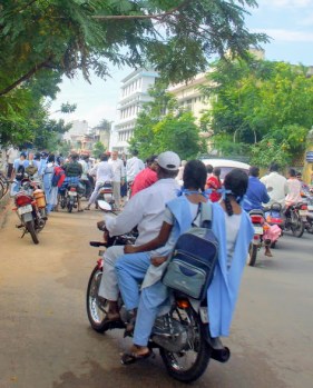 School run, Indian style