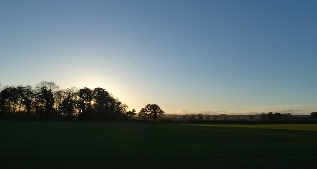 An odd outdoor picture&nbsp;frame