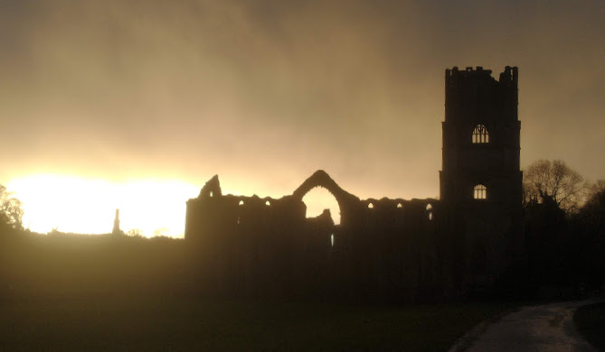 Ignore the rain and walk&nbsp;anyway