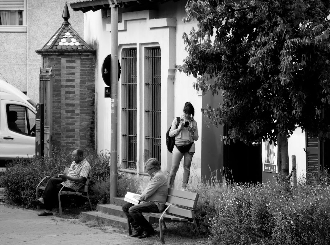 Two Handy Benches Outside the&nbsp;Museum